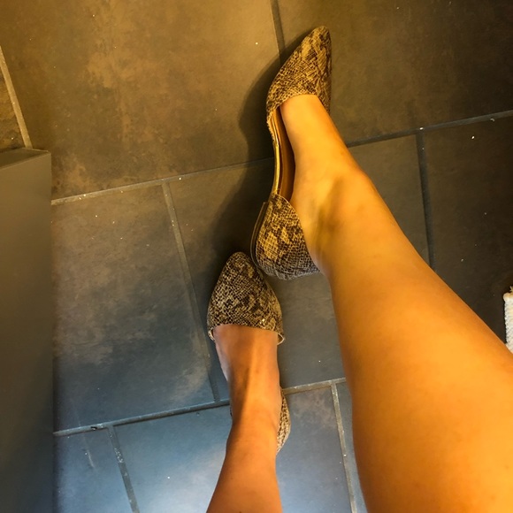 GAP SNAKESKIN FLATS - Picture 5 of 6